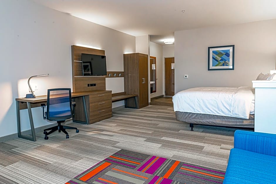 Holiday Inn Express And Suites Columbus - Worthington By IHG