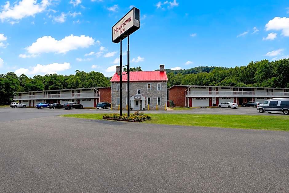Hometown Inn Staunton VA near Hwy 11