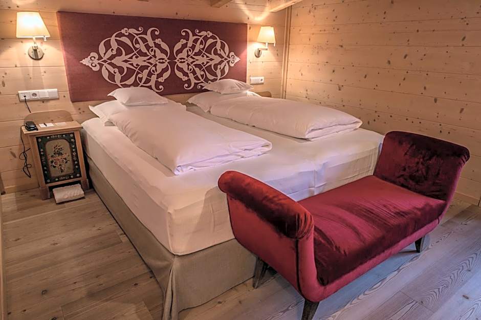 Hotel Ciasa Salares