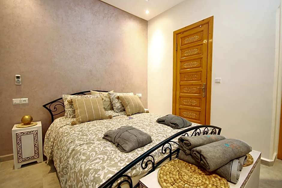 RIAD Miel & Une Nuit