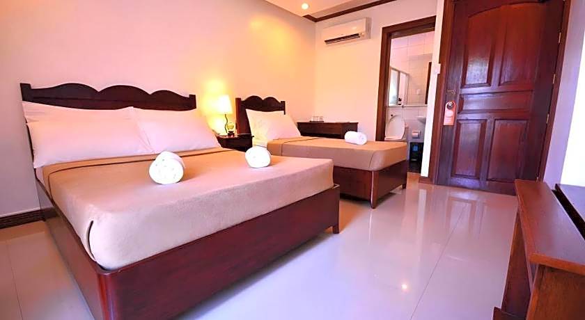 Ipil Suites Puerto Princesa