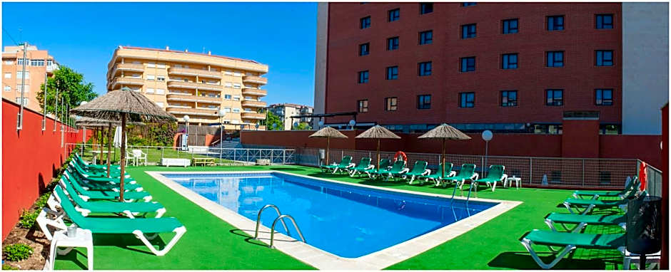 Photo 1 of 37 of Extremadura Hotel
