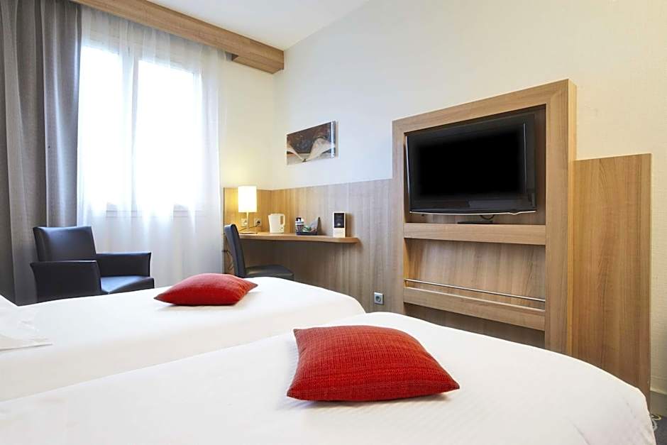 Kyriad Hotel Tours Centre