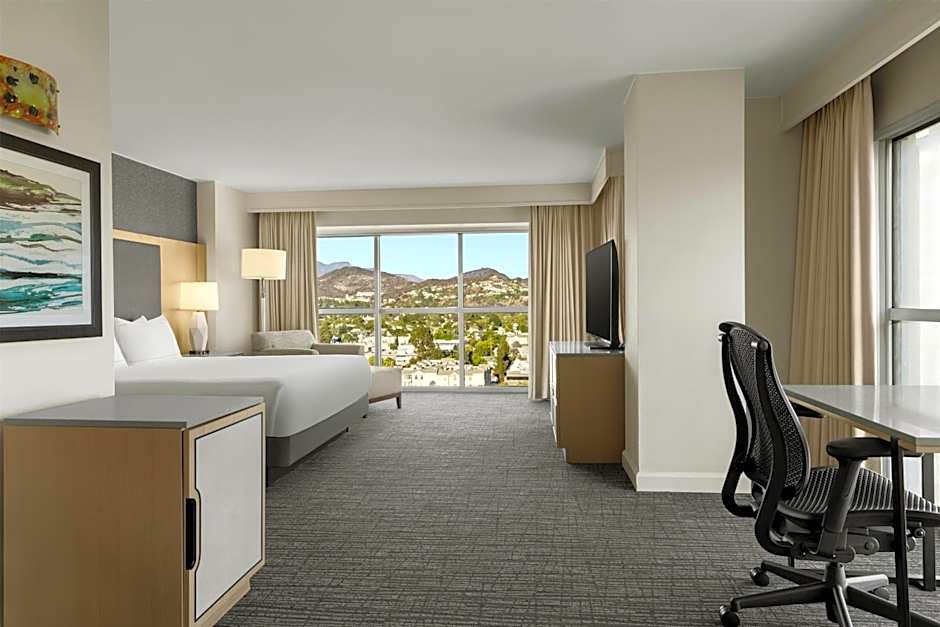Hilton Los Angeles North/Glendale & Executive Meeting Center