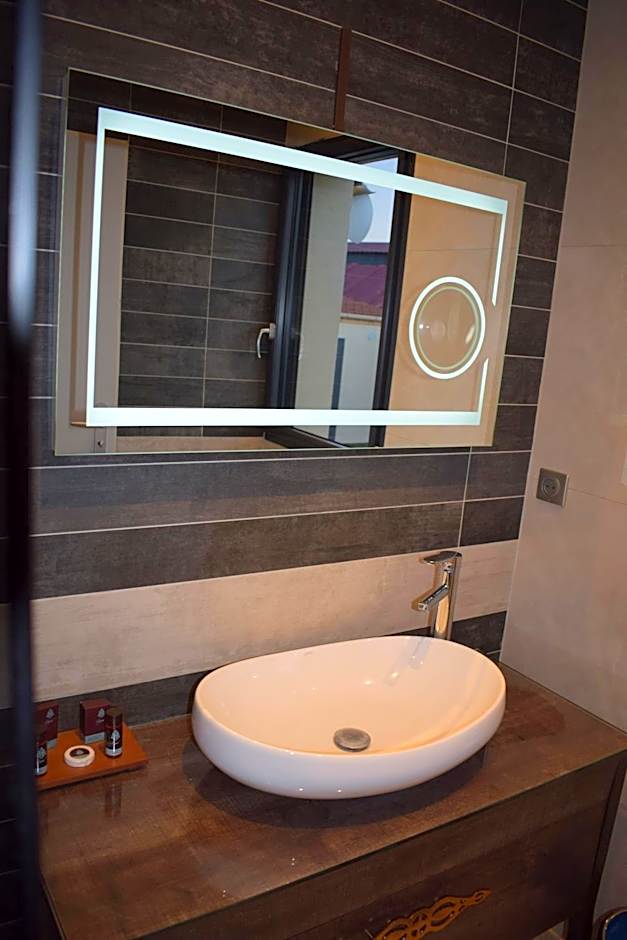 Paris Luxury Guest House - CDG Aéroport