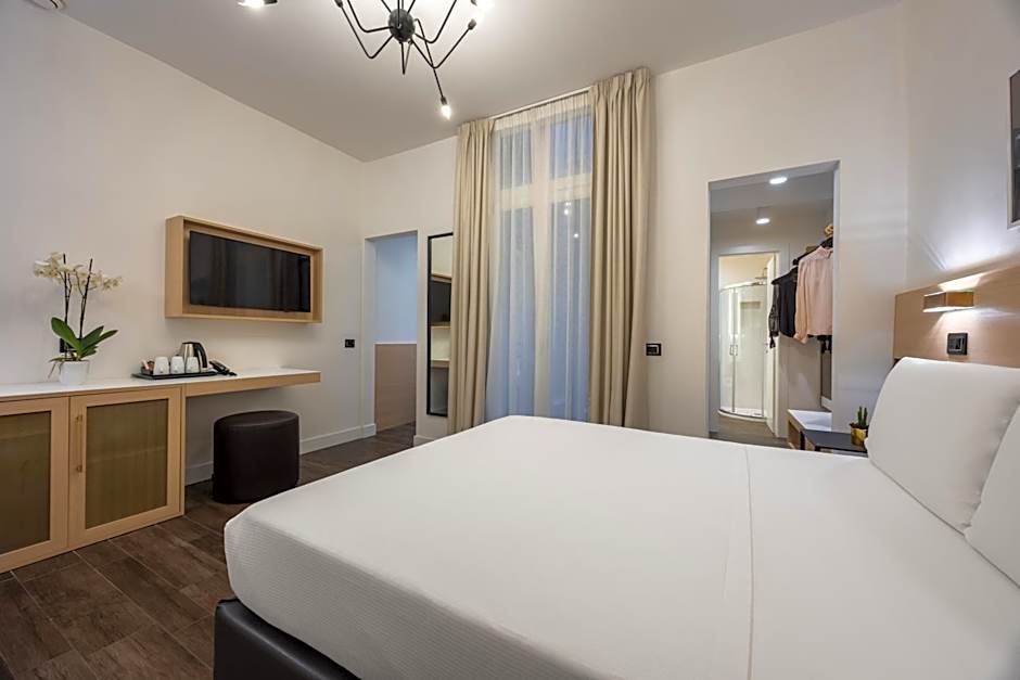 Globus Urban Hotel