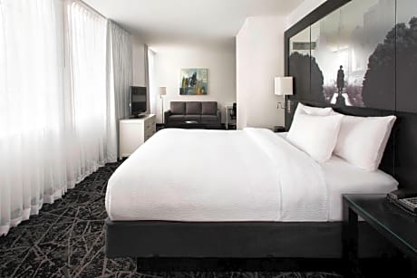 King One Bedroom Suite, 1 Bedroom Suite, 1 King, Sofa bed