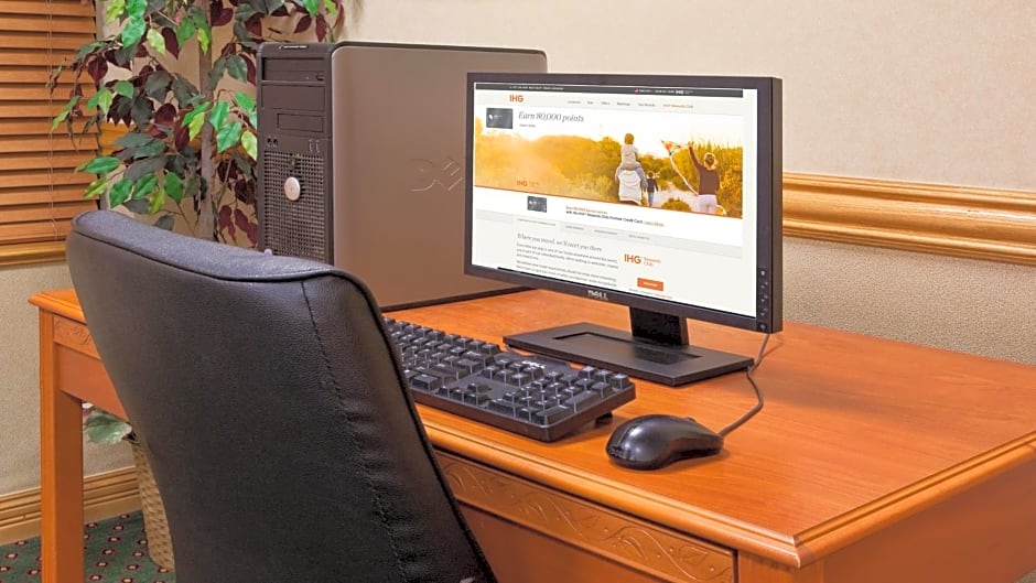 Holiday Inn Express Hotel & Suites Grove City By IHG