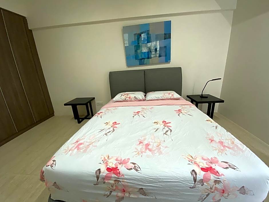 BY THE SEA - Penthouse 3 bedroom