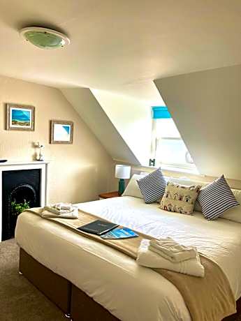 Deluxe Double Room with Sea View, Top Floor