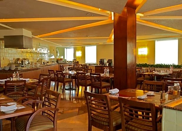 Fiesta Inn Express Puebla Finsa