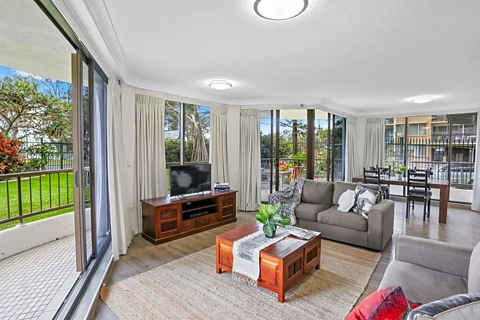 Boulevard North Holiday Apartments
