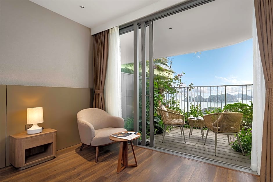 Flamingo Cat Ba Beach Resort