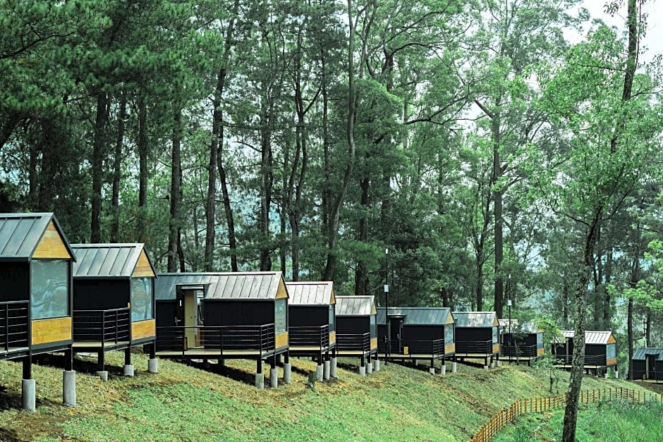 Bobocabin Coban Rondo, Malang