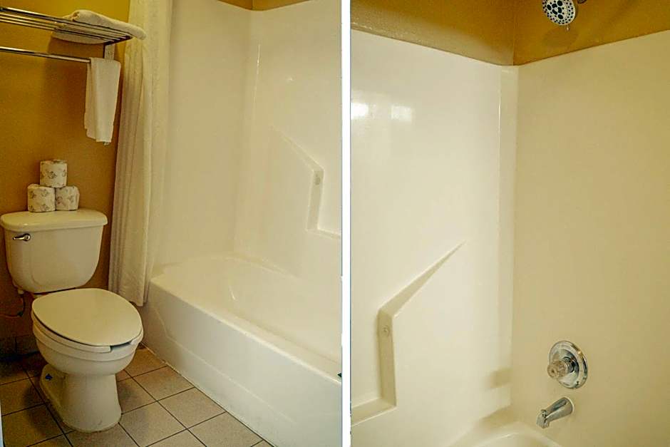 Capital O Fairway Inn - Baytown La Porte TX