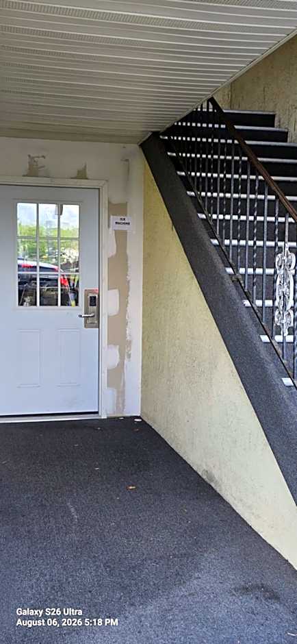 Red Carpet Inn Williamstown