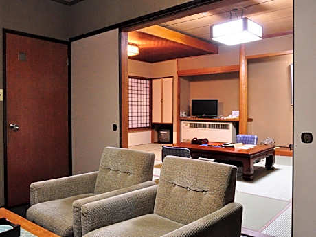 Japanese-Style Deluxe Room with Private Bathroom