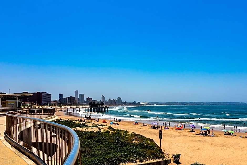 Stunning Sails on Point G407