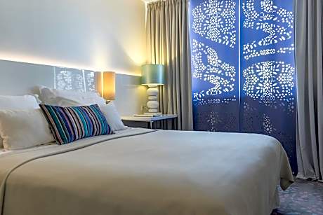 Double or Twin Room - Atrium View