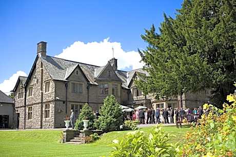 Maes Manor Country Hotel