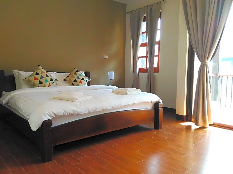 Phumin Place Hotel