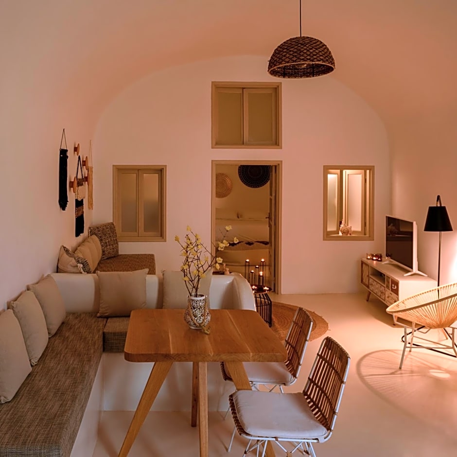 Suite Home Santorini