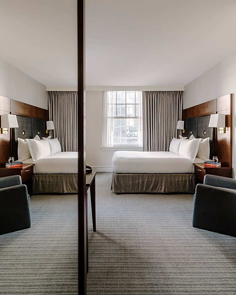 Club Quarters Hotel in Houston
