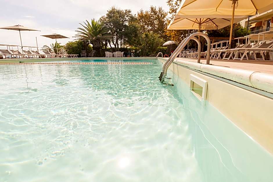 Abruzzo Marina Hotel - Family & Beach Resort