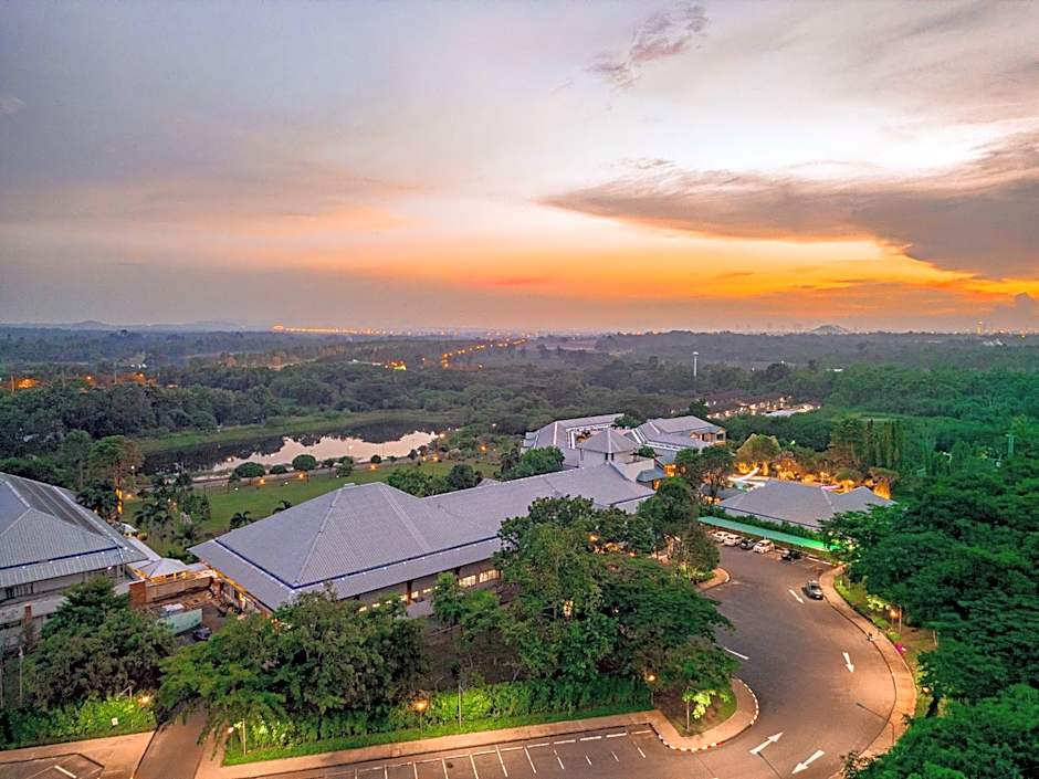 Eco Hotel by Thammasat