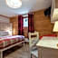 Hotel Petit Dahu - Chambres et Restaurant