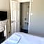 Kew Studios and Rooms