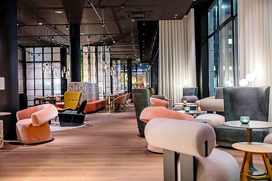 Motel One Düsseldorf-Hauptbahnhof