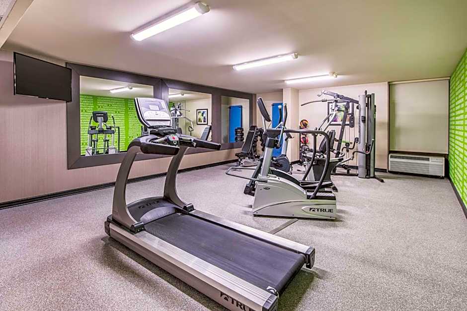 La Quinta Inn & Suites by Wyndham Festus - St. Louis South