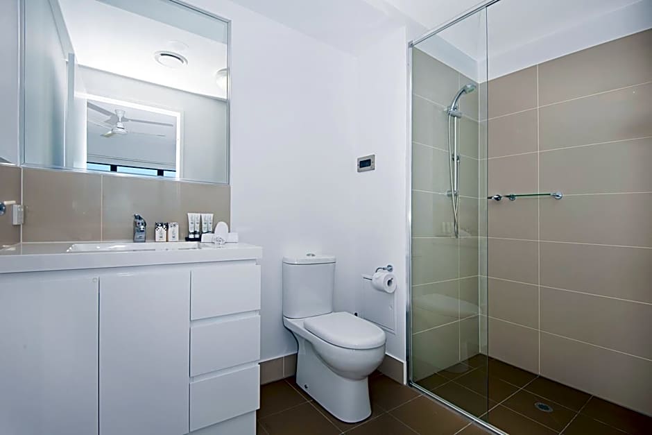 Allure Hotel & Apartments
