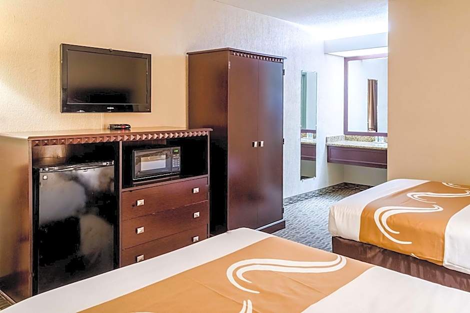 Quality Inn Moss Point