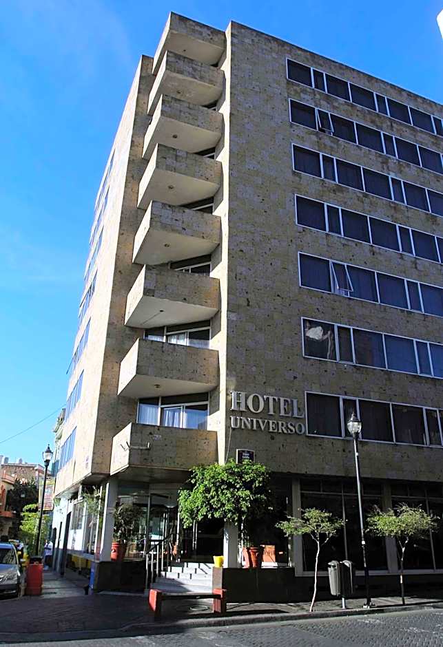 Hotel Universo