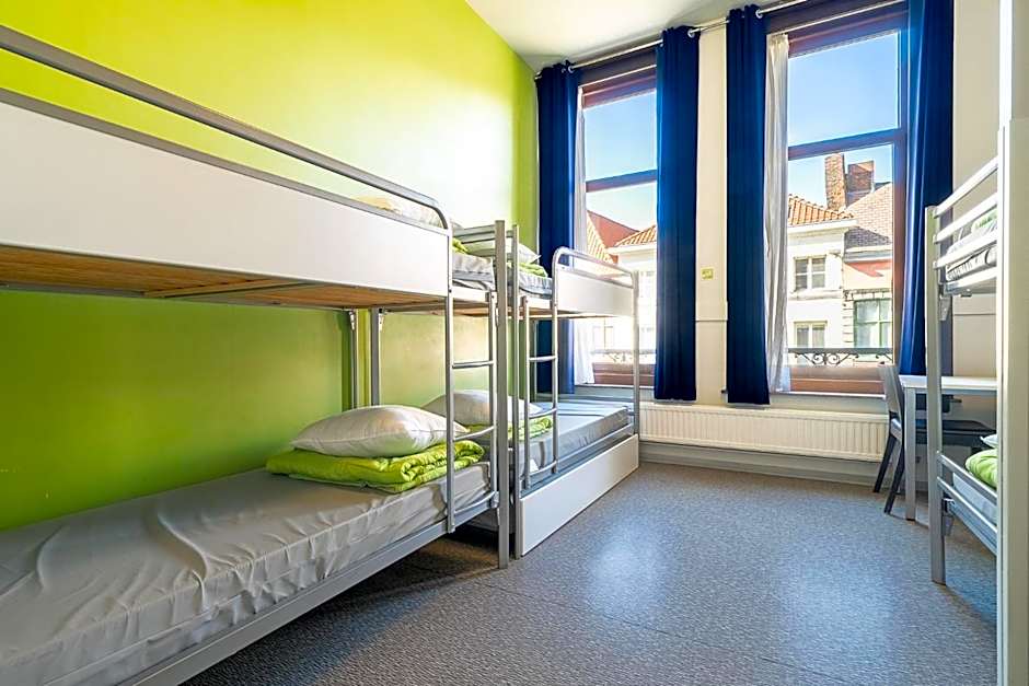 Auberge de Jeunesse de Tournai - Youth Hostel