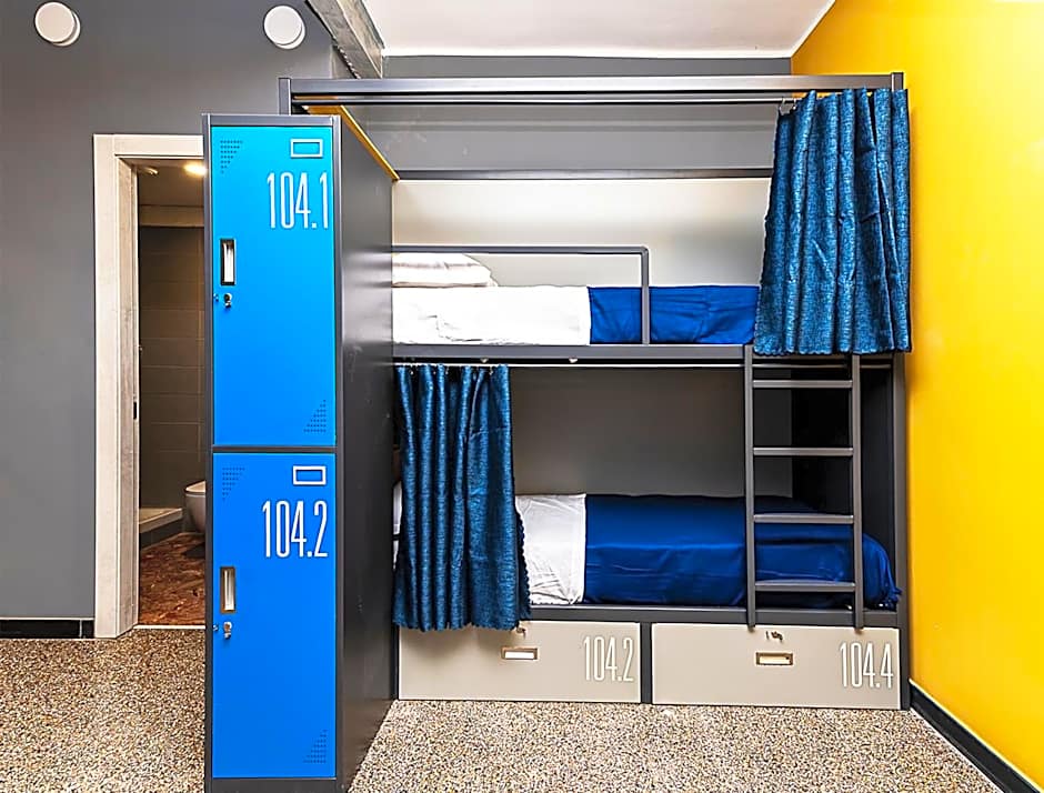 Marathon Hostel