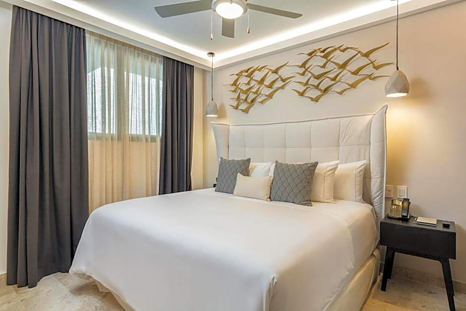 Photo 1 of 4 of Double Room