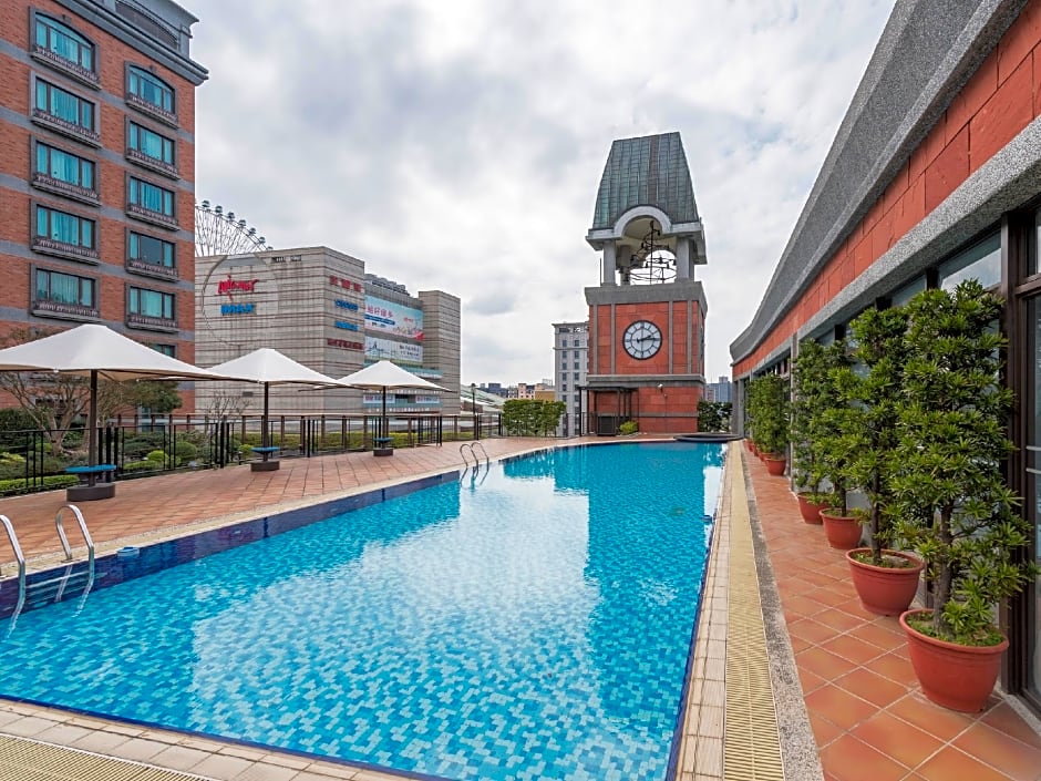 Grand Victoria Hotel