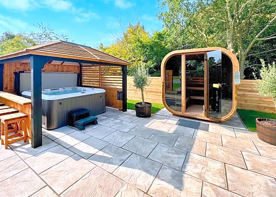 Raywell Hall Country Lodges