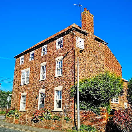 Black Swan Guest House