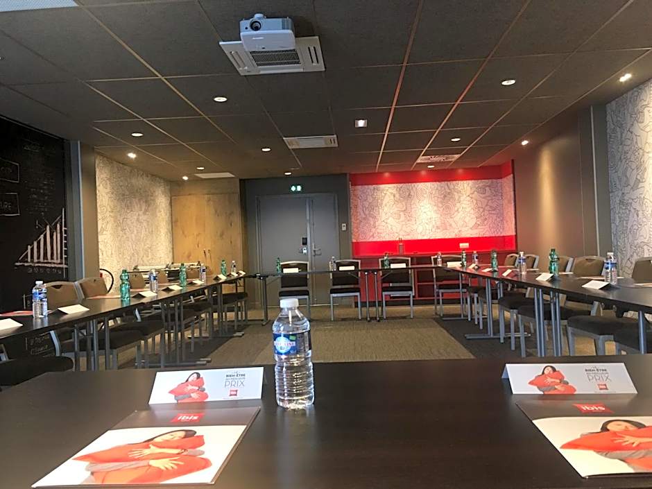 Ibis Niort Est Mendes France
