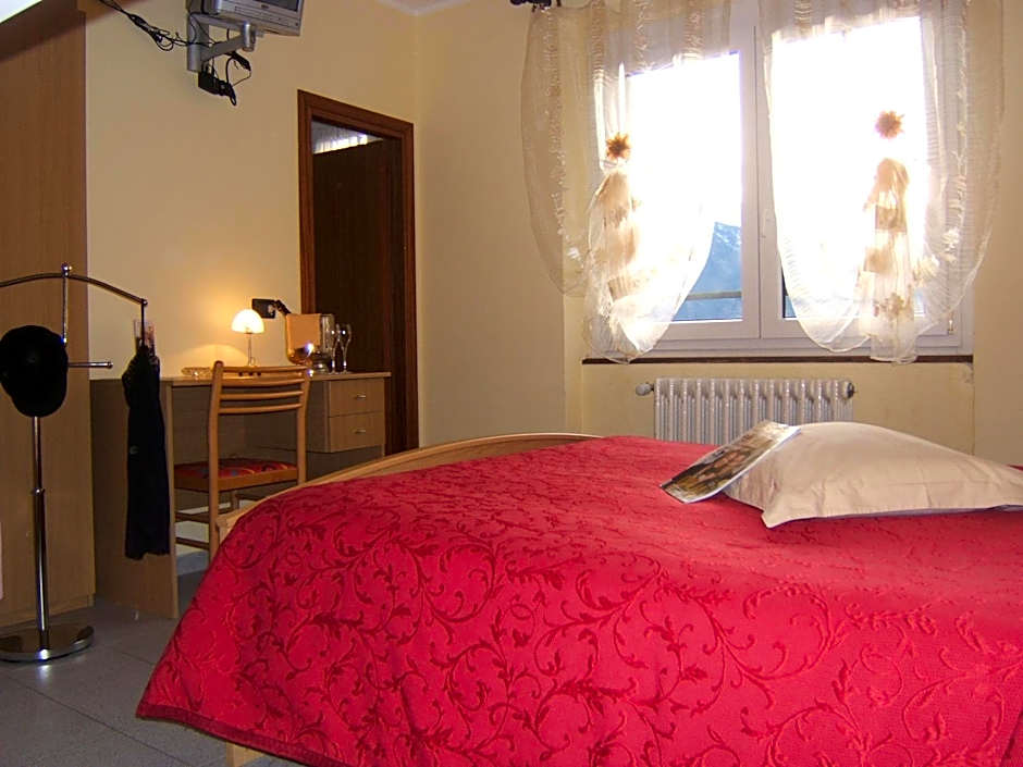 Hotel Ristorante Miravalle