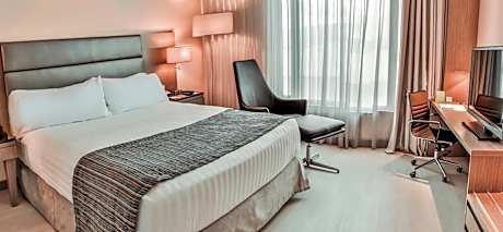 Standard King Room - High Floor