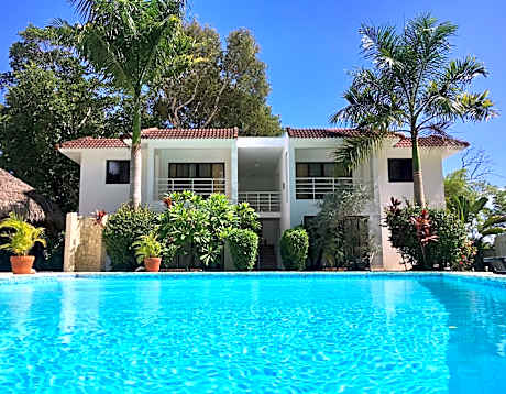 Coral Blanco Hotel