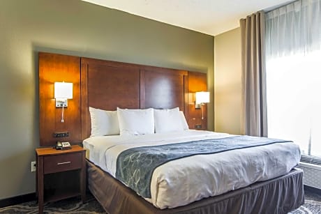 King Suite with Spa Bath