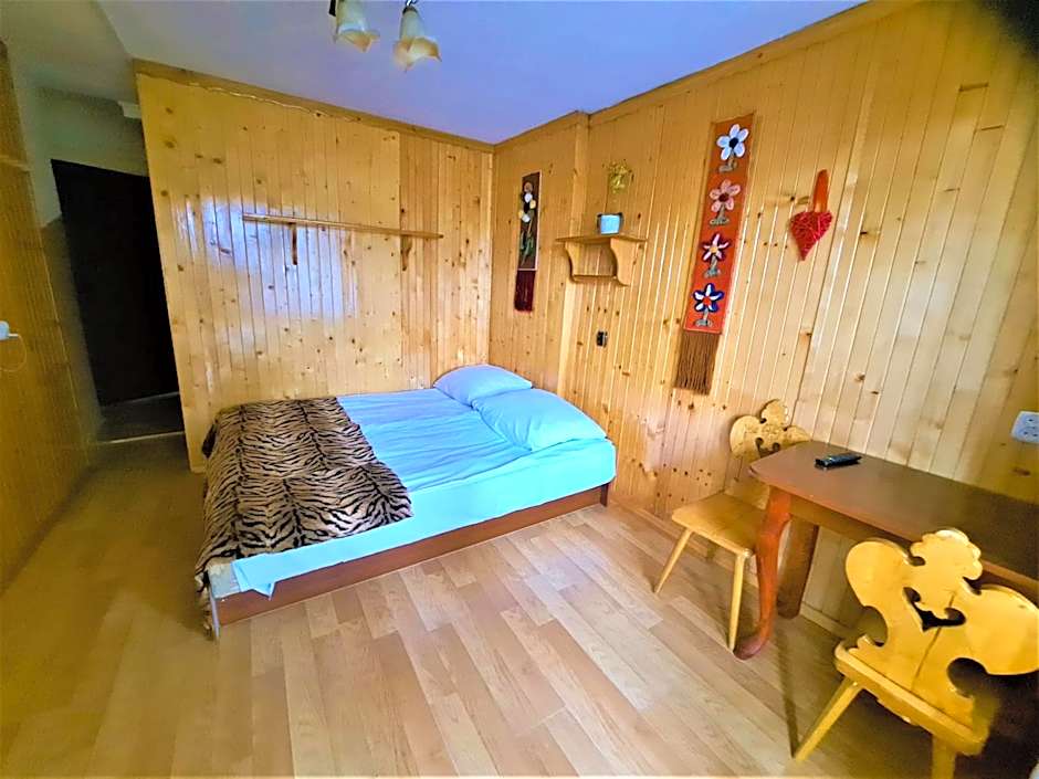 "Harnaś" Ząb-Bustryk