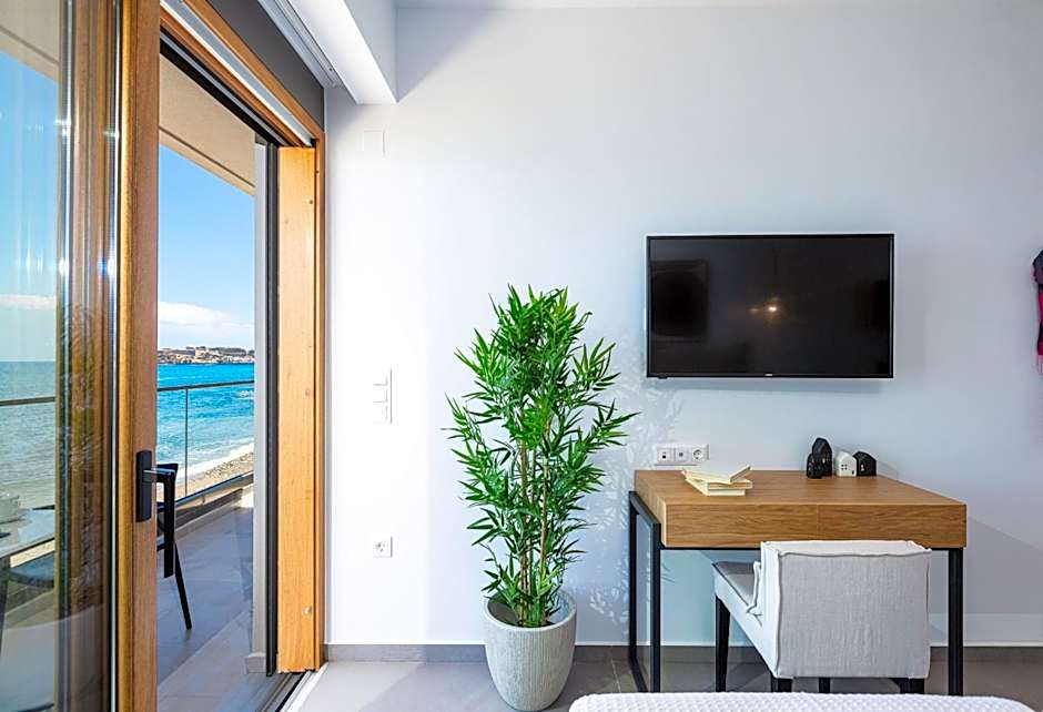 North Coast Seaside Suites