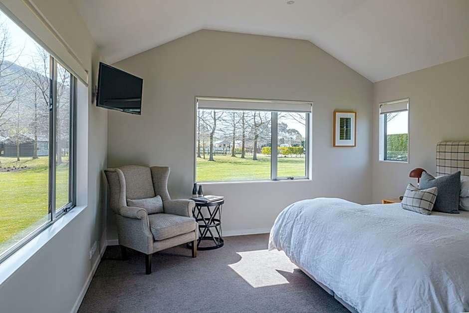 Craggy Range Luxury Vineyard Retreat